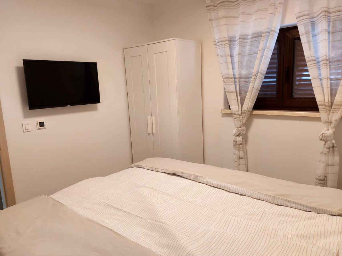 Apartment S Dvije Spavace Sobe